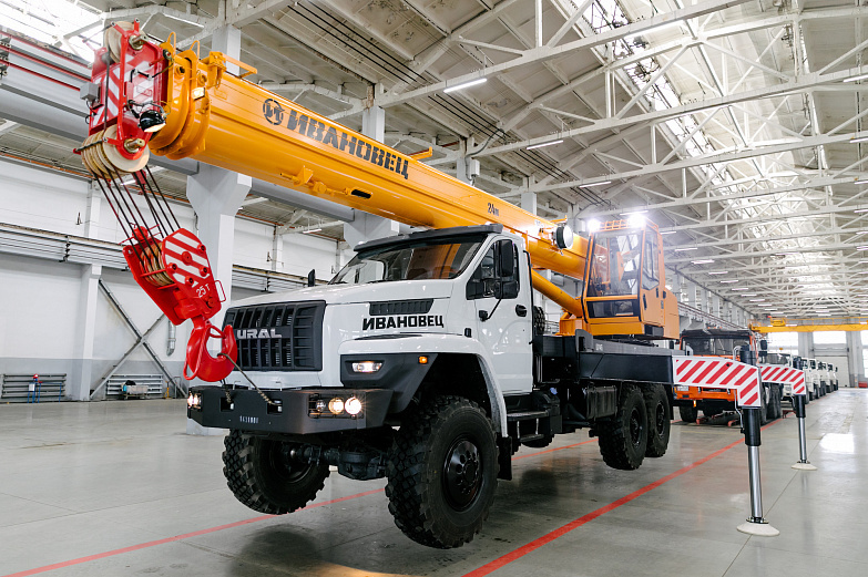 Фото автокрана